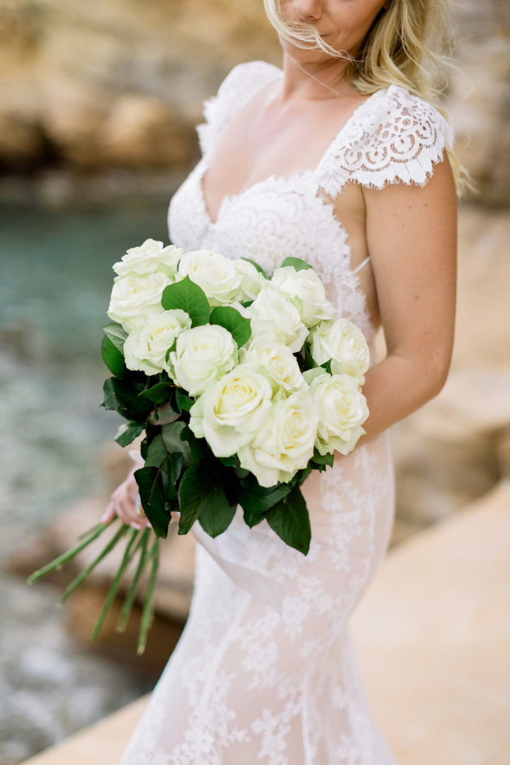 Bridal bouquet by redboxdays.gr in Ios