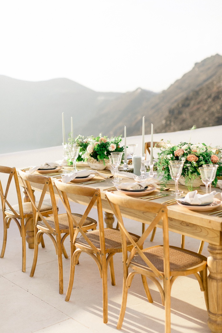 Destination wedding in Satnorini island